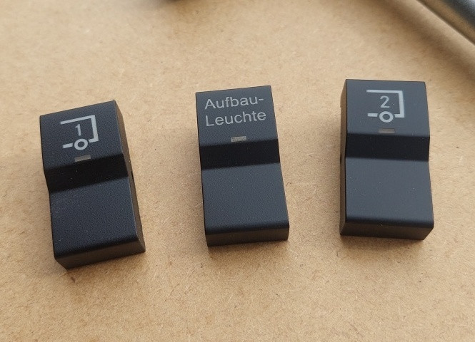 Gravur auf Kunststoff (LKW-Schalter)